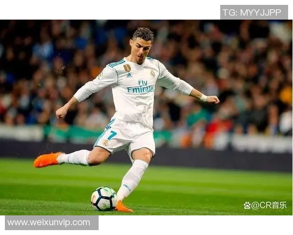 哪个足球球星最可爱？盘点那些不仅球技出众还充满魅力的球场萌星